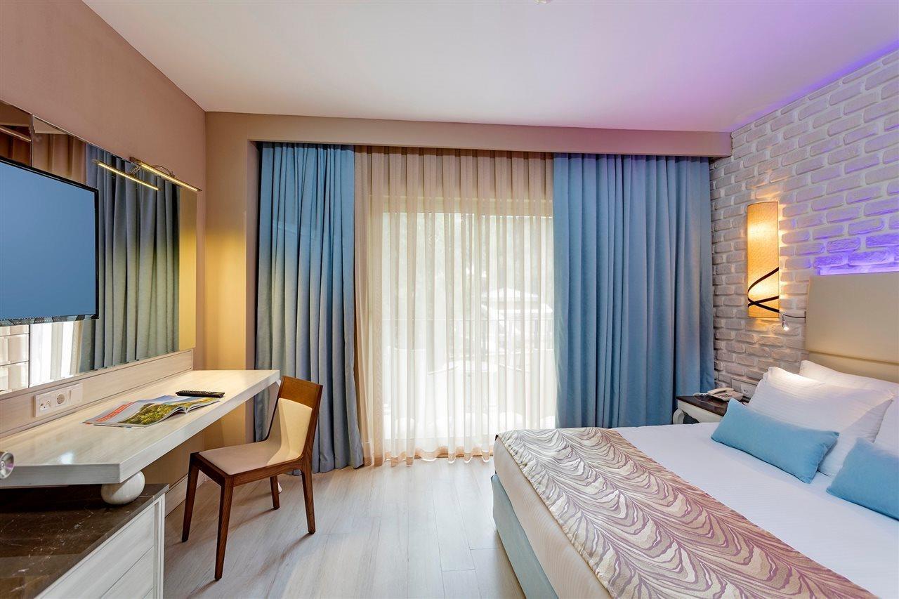 Robinson Club Masmavi Hotell Bogazkent Exteriör bild